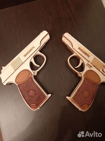 Пистолет Макарова деревянный