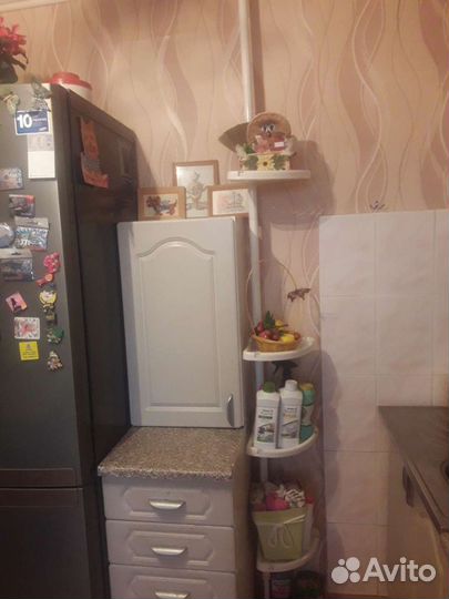 Подставка (пол-потолок)