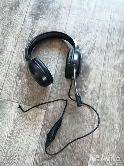 Игровые наушники