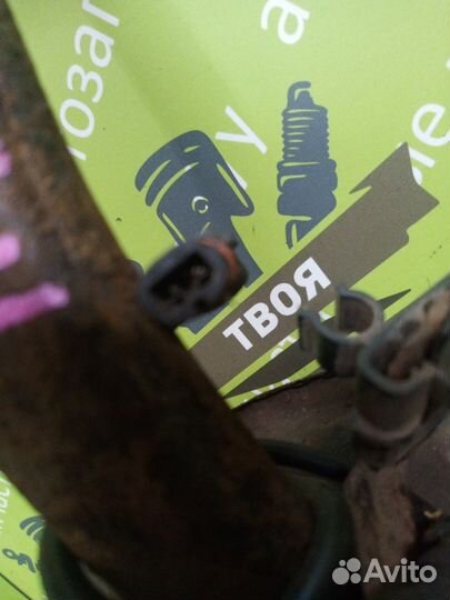 Ступица цапфа кулак передняя правая Mercedes-Benz