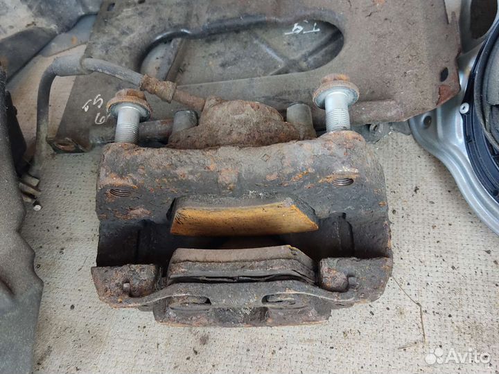 Пружина передняя VW T5.Фольксваген Т5