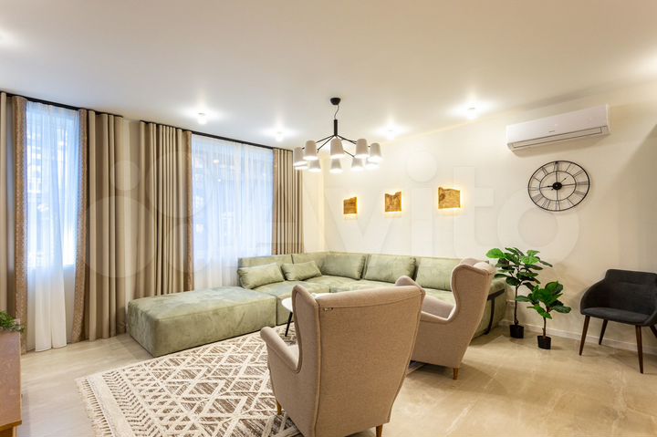 Дом 205 м² на участке 2 сот.