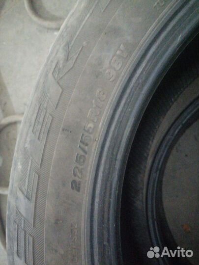 Bridgestone Dueler H/P 225/55 R18