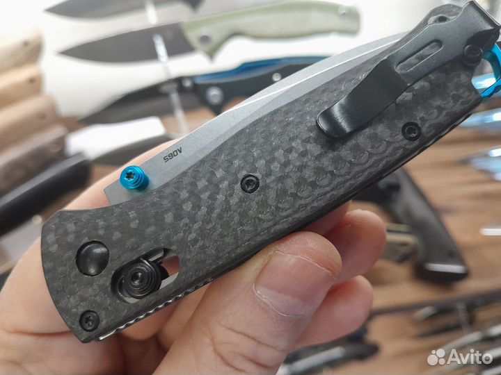 Нож складной Benchmade Bugout 535, Карбон