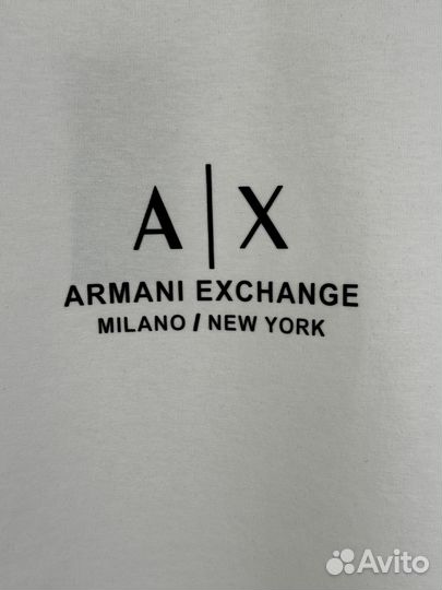 Футболка Armani Exchange