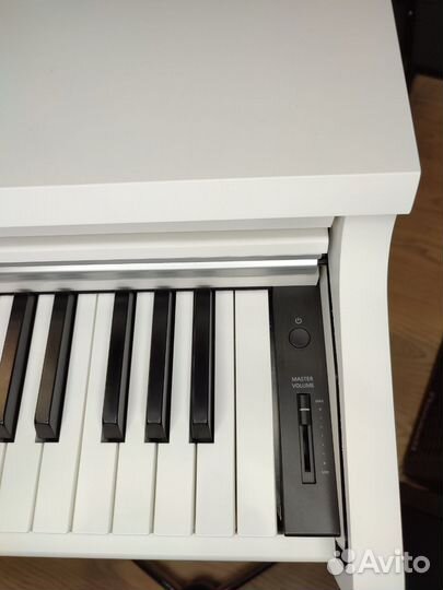 Корпусное цифровое пианино Kawai kdp75w + банкетка