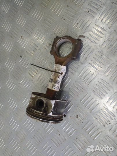 Шатун в сборе с поршнем Nissan Tiida 2007-2010