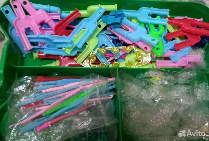 Игрушки из резинок и набор для плетения