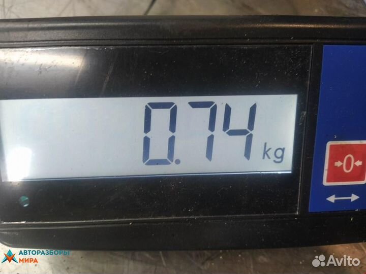 Форсунка Volkswagen Passat B6 2007 038130073AG