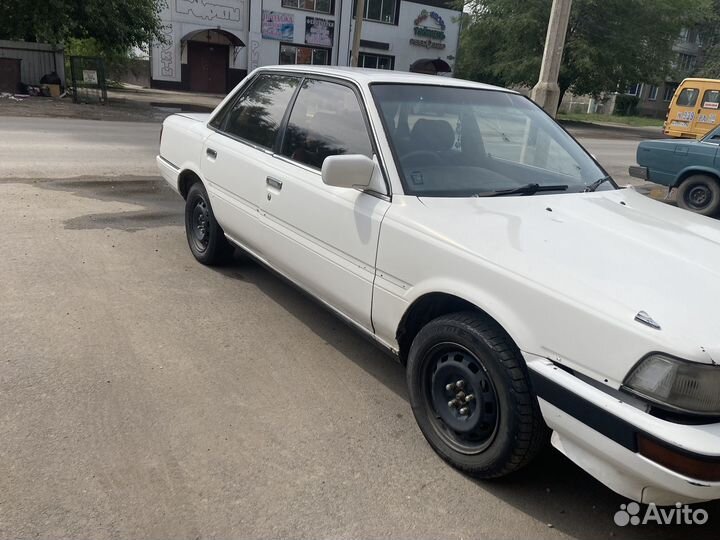 Toyota Vista, 1988