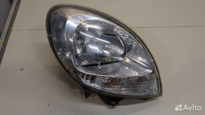 Фара (передняя) Nissan Kubistar, 2006