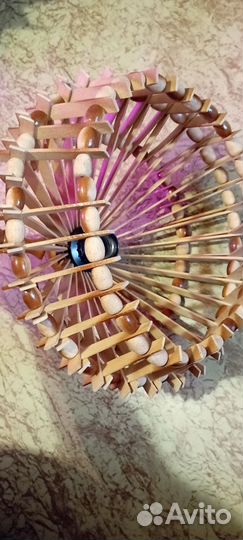 Люстра потолочная деревянная