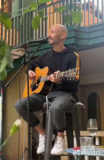 Топовый кавер-артист. Зарубежные песни под гитару