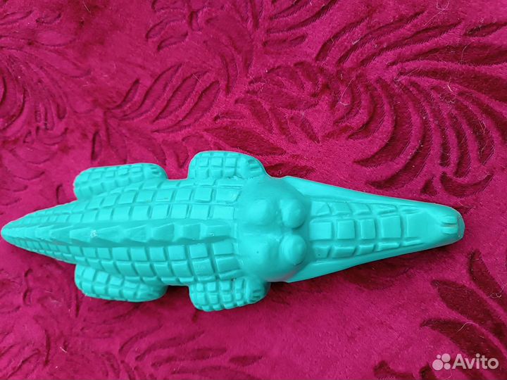 Игрушечный крокодил СССР