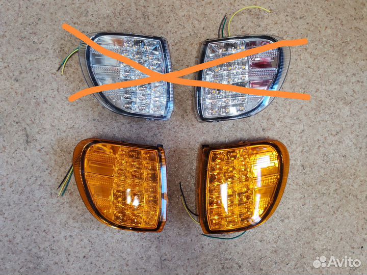 Фонарь поворот International 9200-9400