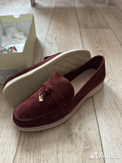 Лоферы женские