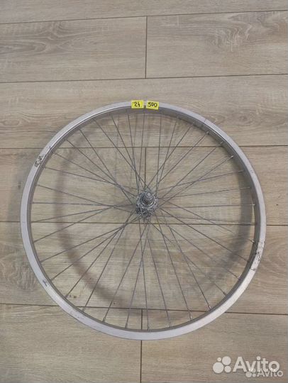 Передние колеса 20 и 24