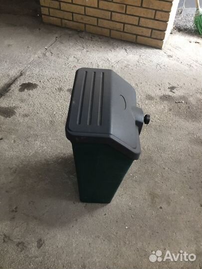 Контейнер для сбора собачьих экскрементов