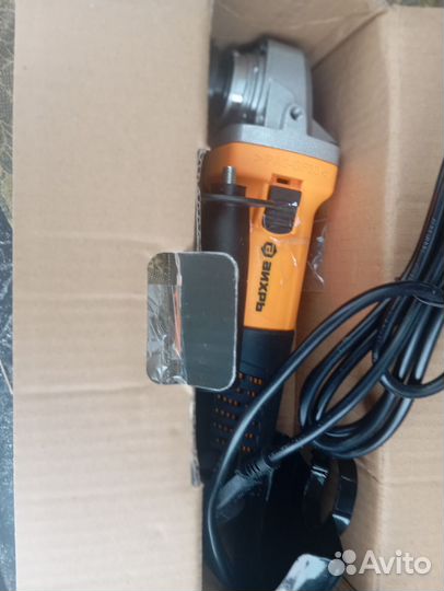 Ушм болгарка новая (вихрь)