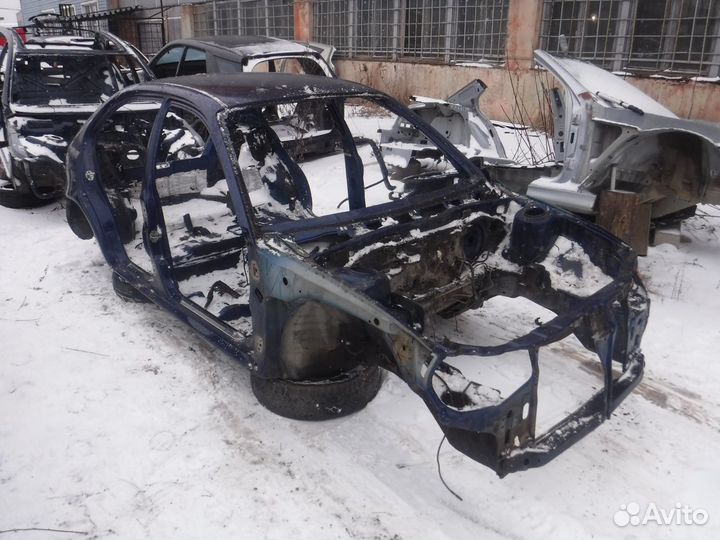 Четверть лонжерон передняя правая Rover 25 2000