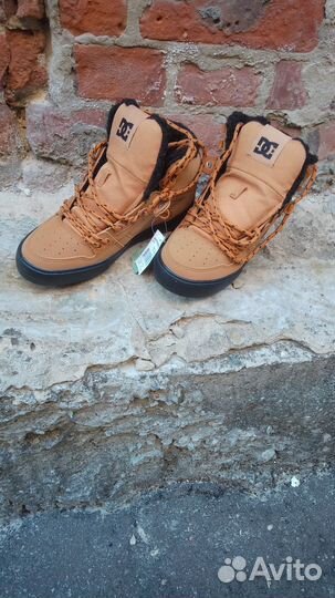 Зимние кеды DC