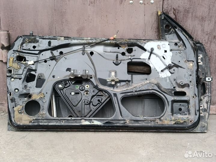 Дверь передняя левая