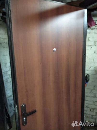 Дверь входная