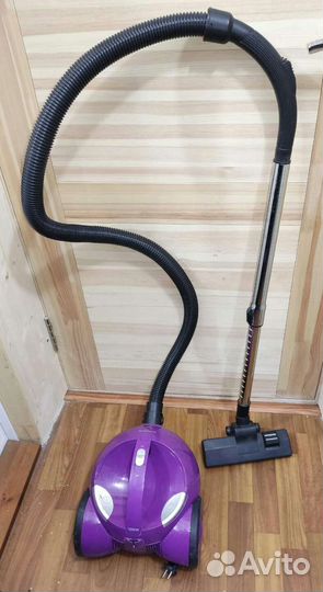 Пылесос Daewoo Electronics RC-L381MP, 1600 Вт