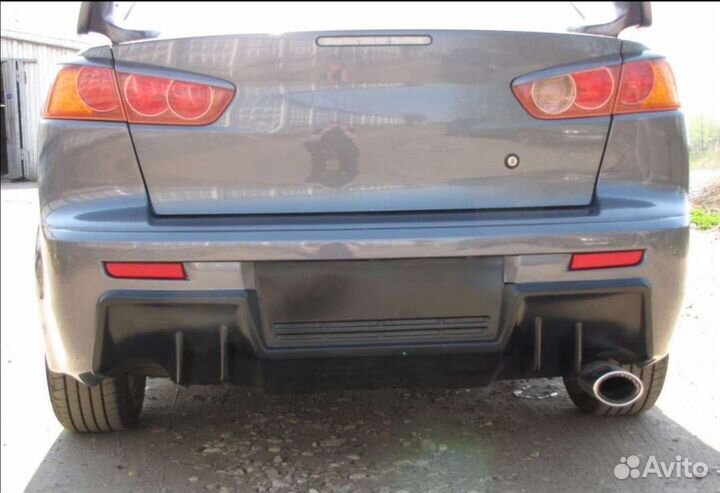 Диффузор заднего бампера Лансер 10 в стиле эво