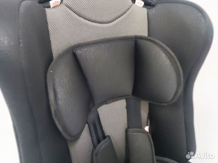 Автокресло Luxmom 292, чёрное