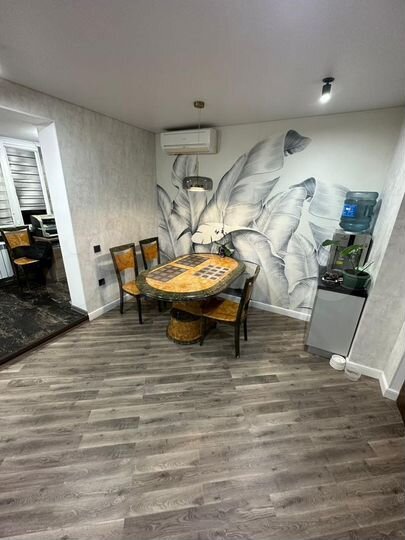 2-к. квартира, 70 м², 6/17 эт.