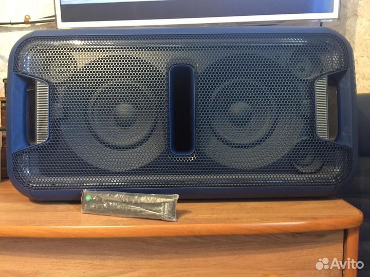 Колонка Sony XB7