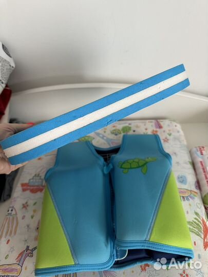 Жилет для плавания детский от года