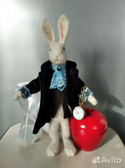 Игрушка Белый Кролик (handmade)