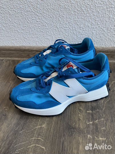Новые кроссовки New Balance 327 оригинал