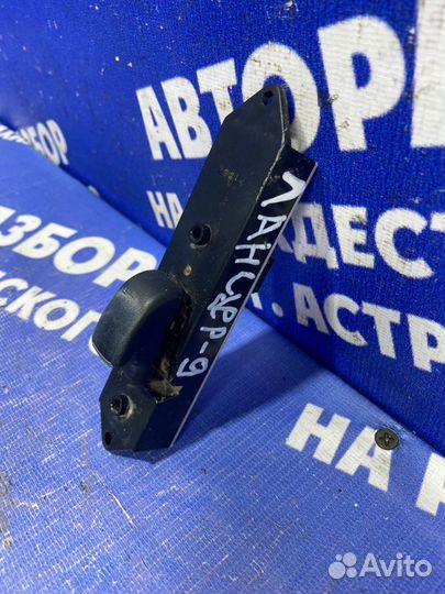 Кнопка стеклоподъемника Mitsubishi Lancer 9 седан