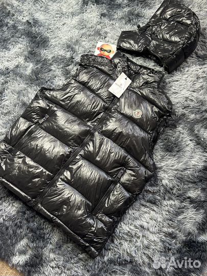 Жилетка moncler