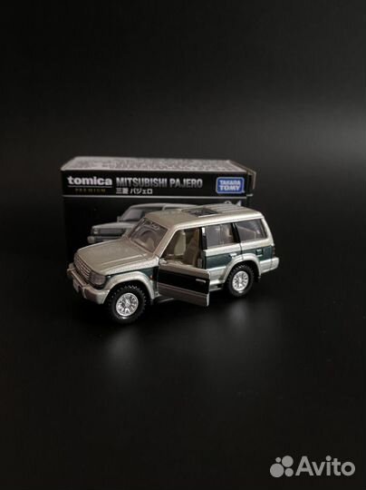 Модель Tomica 1 64 Mitsubishi Pajero