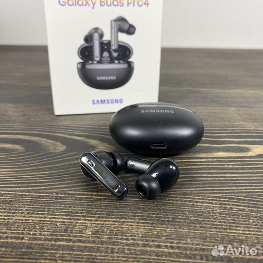 Беспроводные наушники Samsung Galaxy Buds 4 Pro