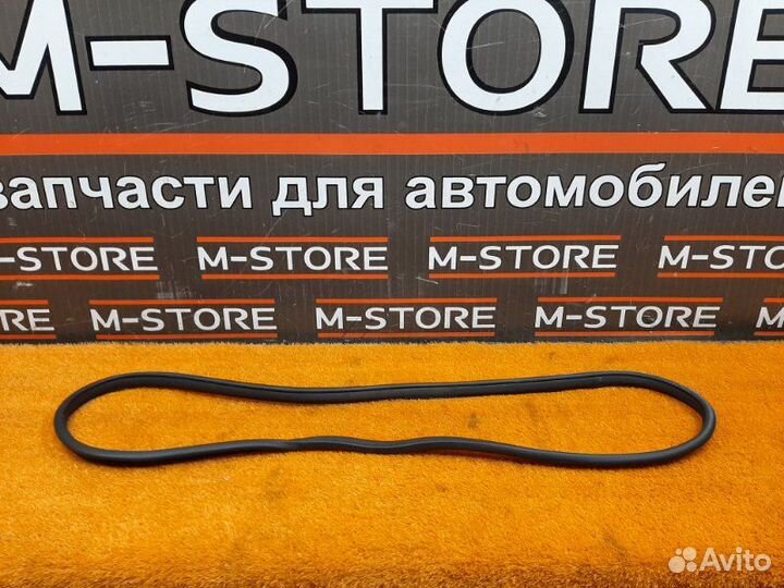 Уплотнитель двери задний Mercedes-Benz E-Class