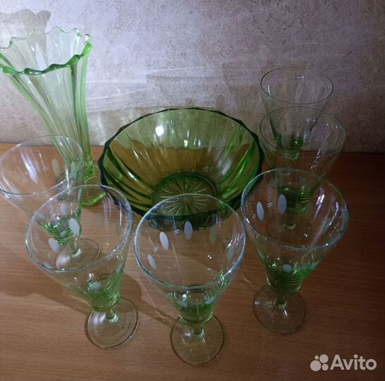 Фужеры ваза салатник стаканы зелёное стекло СССР