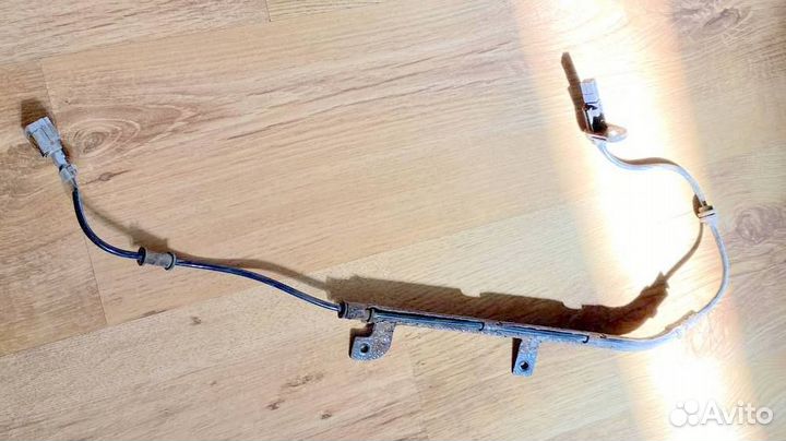 Датчик ABS зад правый Nissan Almera Classic