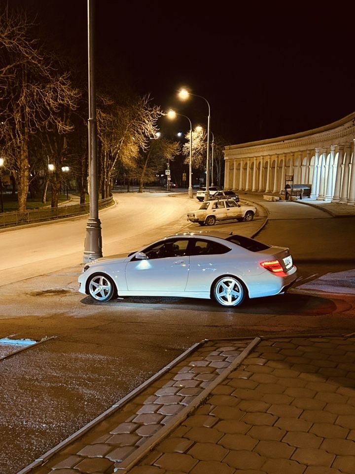 Mercedes-Benz C-класс: фото владельца