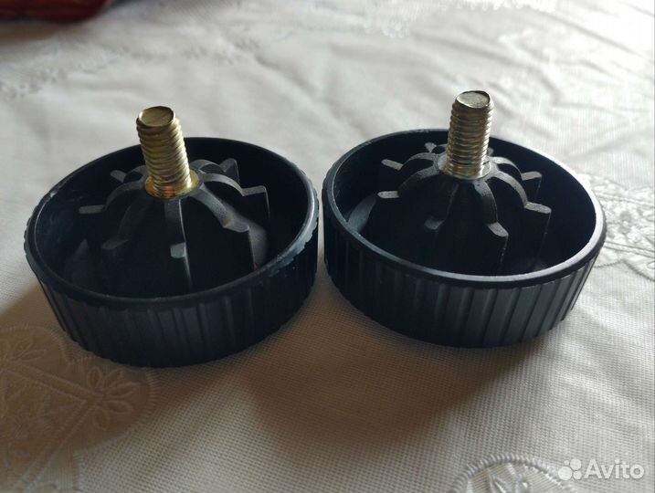 Две ножки от проигрывателя Sony