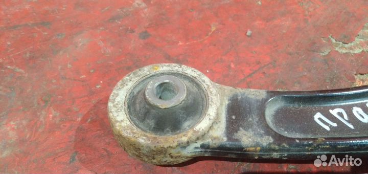 Ситроен С4 рычаг передний правый Citroen C4 05-11