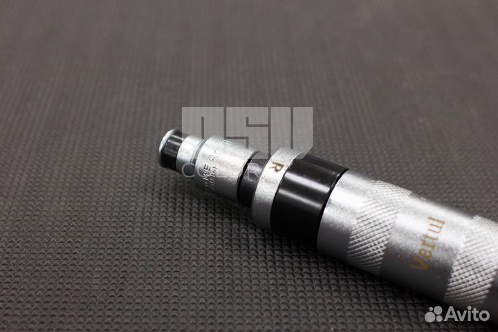 Отвертка ударная с комплектом бит