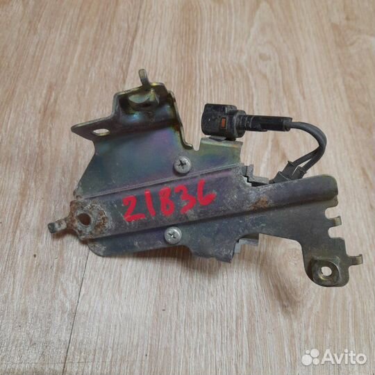 Блок управления топливным насосом Lexus Gs 300 350