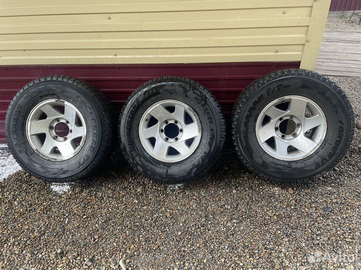 Продам колеса terrano