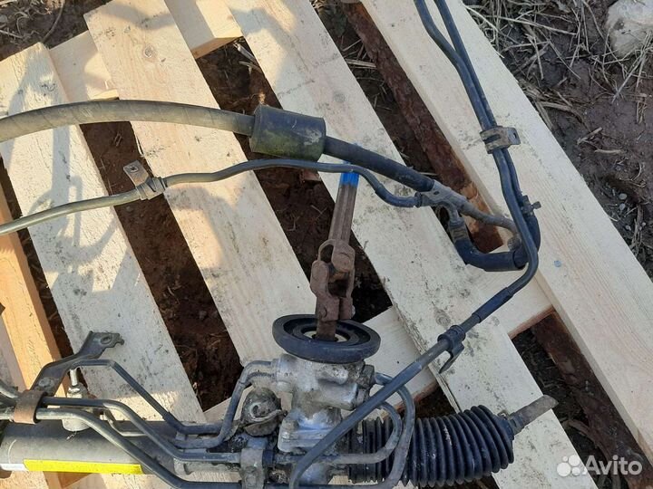 Трубка гур Hyundai Trajet