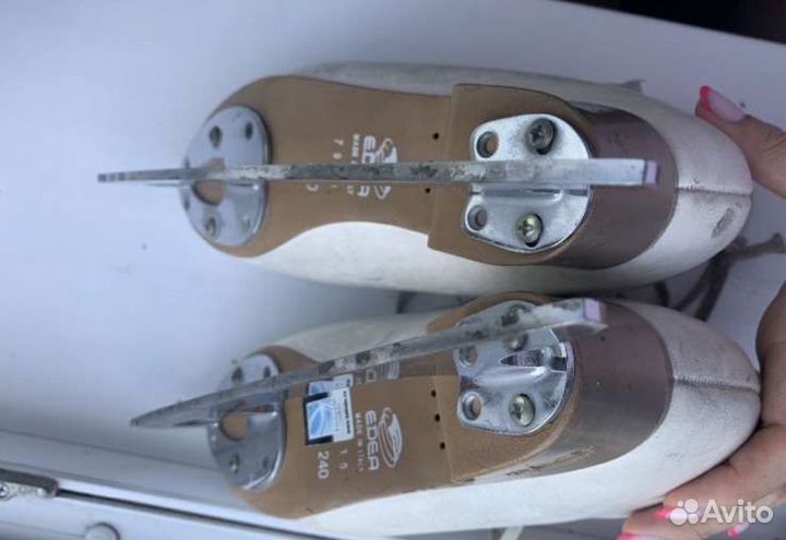 Фигурные коньки Edea Chorus белые